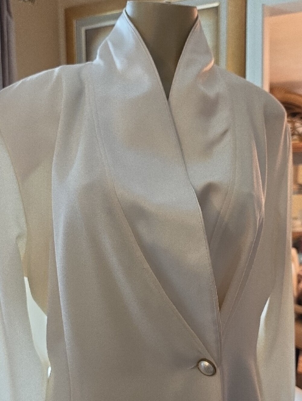 Elegant Ivory Long Sleeve Button-Front Dress - Picture 2 of 3
